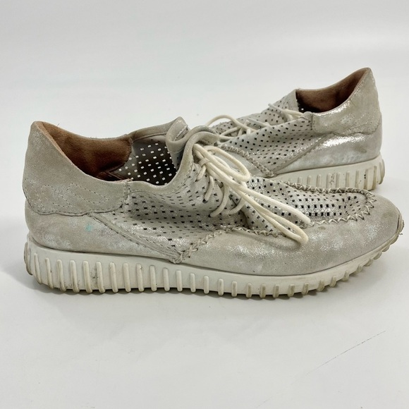 Diba True Poker Hand Perforated Silver Metallic Leather Lace-Up Sneakers 8 - Picture 4 of 11